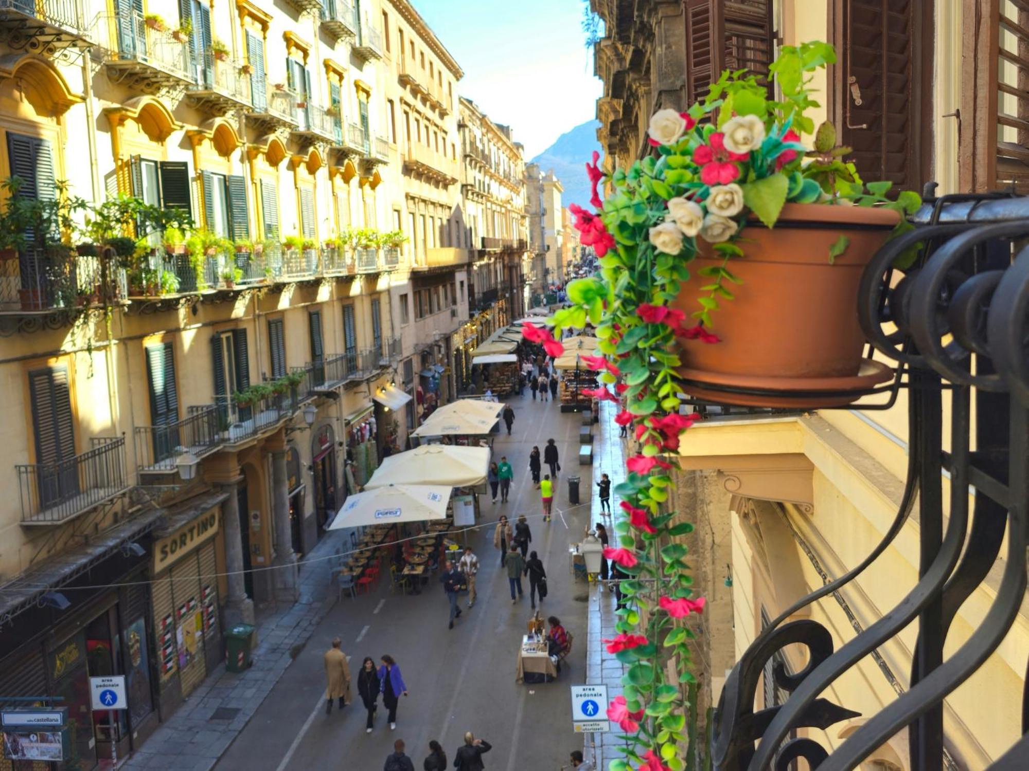 Teatro Del Sole Apartment Palermo Exterior photo